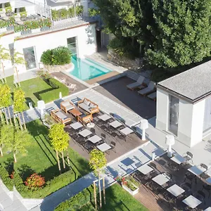 Palazzo Castri 1874 & Garden Hotel Florence